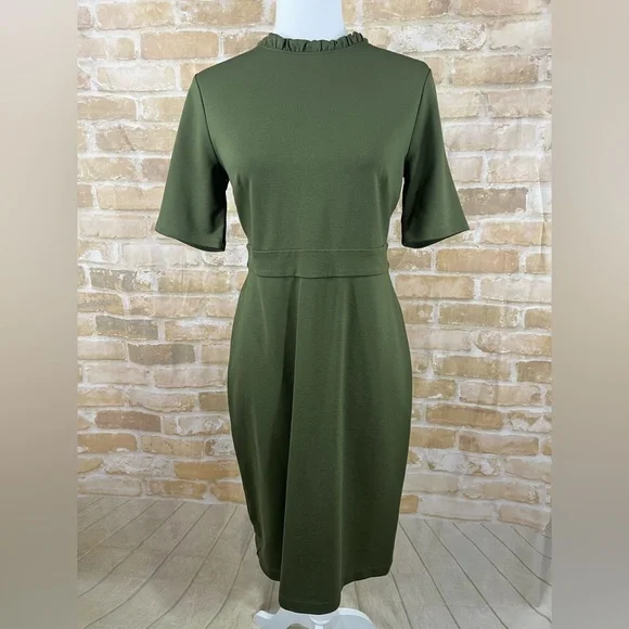 Ann Taylor Green Dress Size 2 Ann Taylor Green Dress Size 2